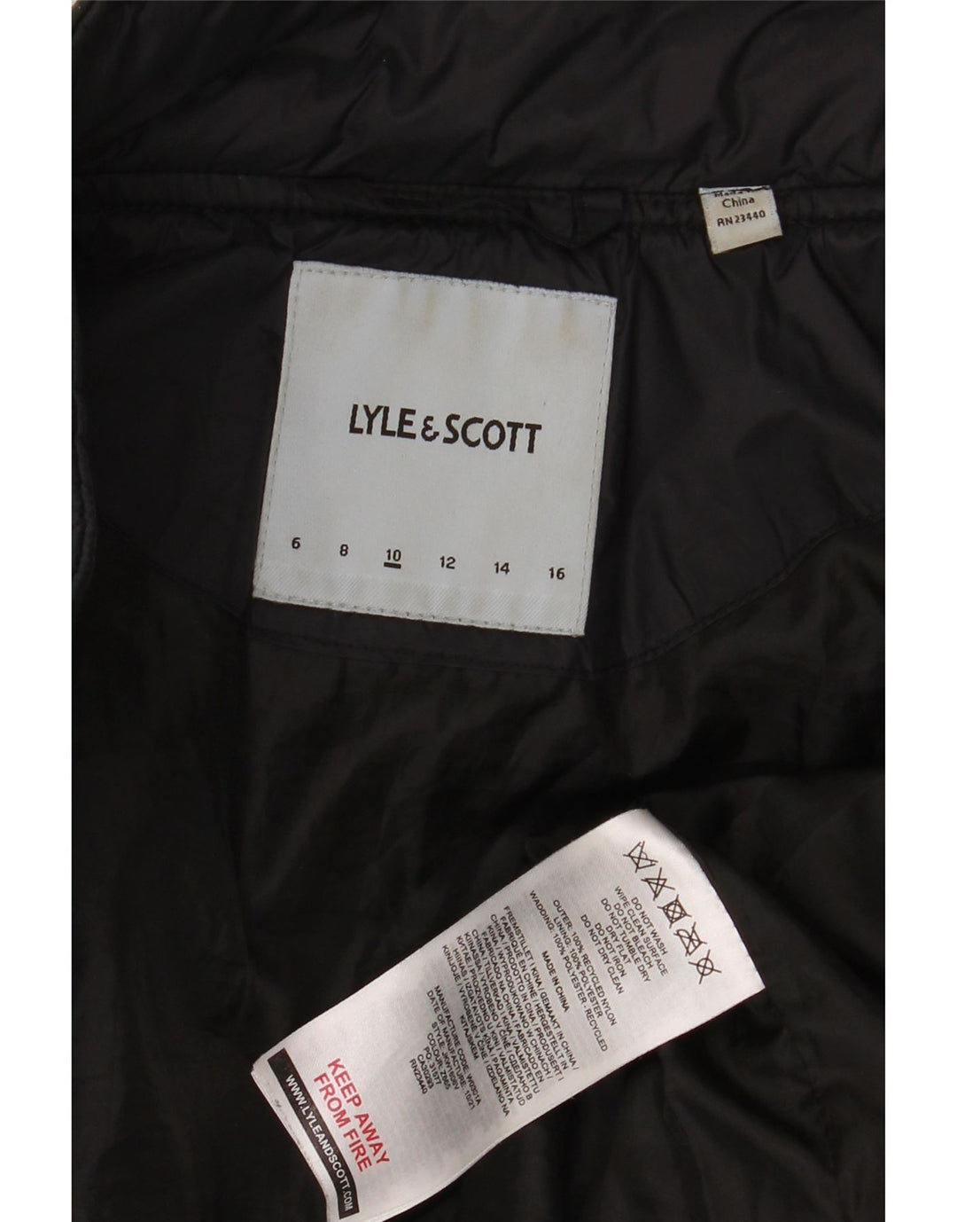 Lyle & Scott drenge polstret jakke 9-10 år sort nylon