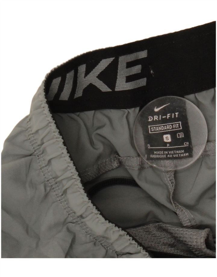 Nike Herre Dri Fit Standard Fit sportsshorts Små grå polyester