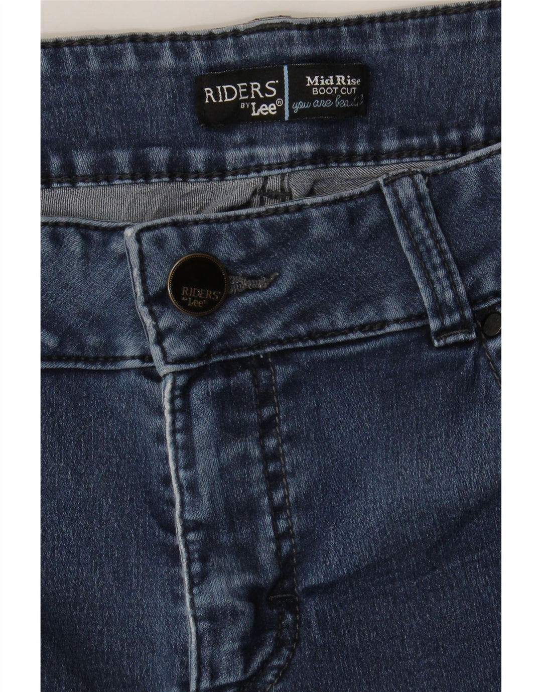 LEE Womens Mid Rise Denim Shorts W32 Large Blue Vintage Lee and Second-Hand Lee from Messina Hembry 