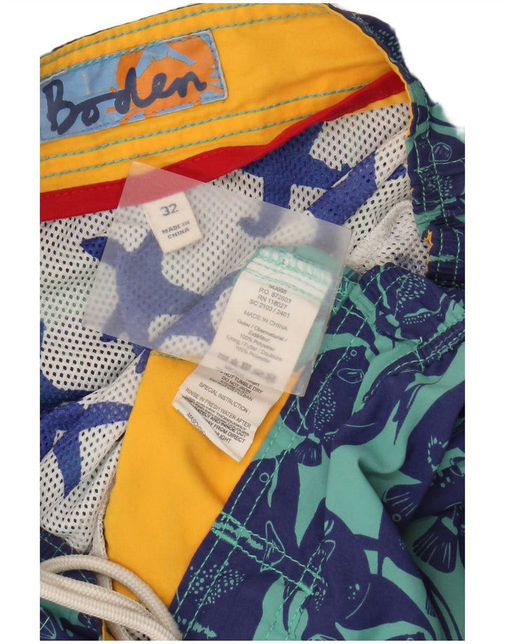 Boden Badeshorts til mænd med abstrakt mønster mellemblå polyester