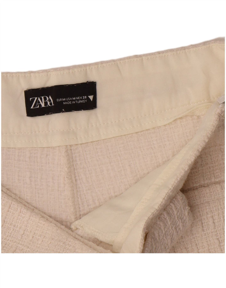 Zara Casual Shorts til kvinder Medium W28 Hvid