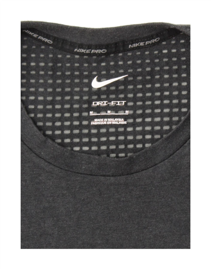 NIKE Mens Dri Fit Graphic T-Shirt Top Medium Grey Spotted Cotton Vintage Nike and Second-Hand Nike from Messina Hembry 