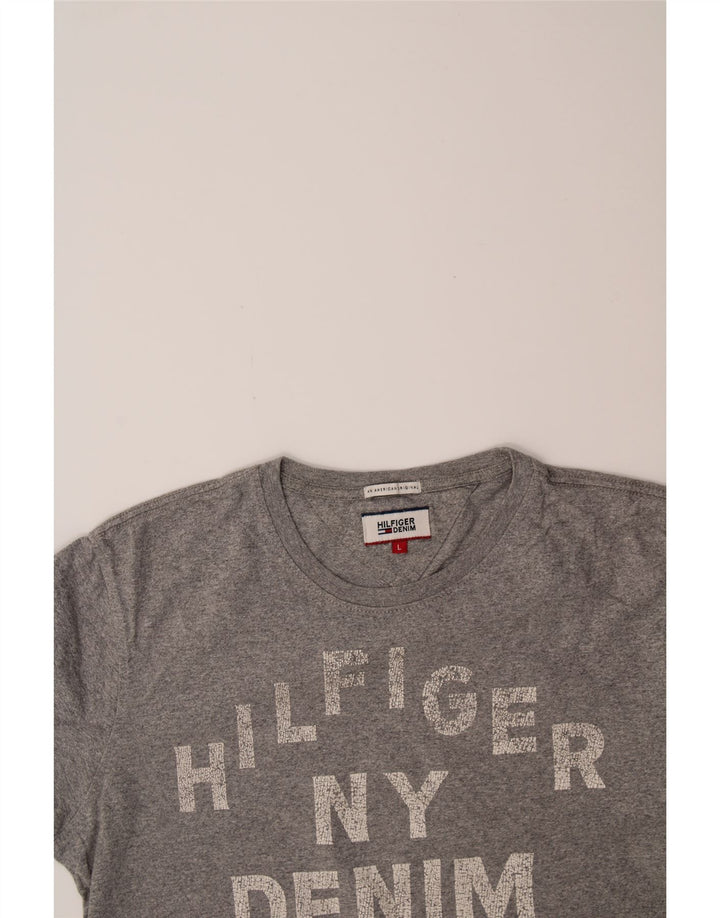 TOMMY HILFIGER Mens Graphic T-Shirt Top Large Grey Cotton Vintage Tommy Hilfiger and Second-Hand Tommy Hilfiger from Messina Hembry 
