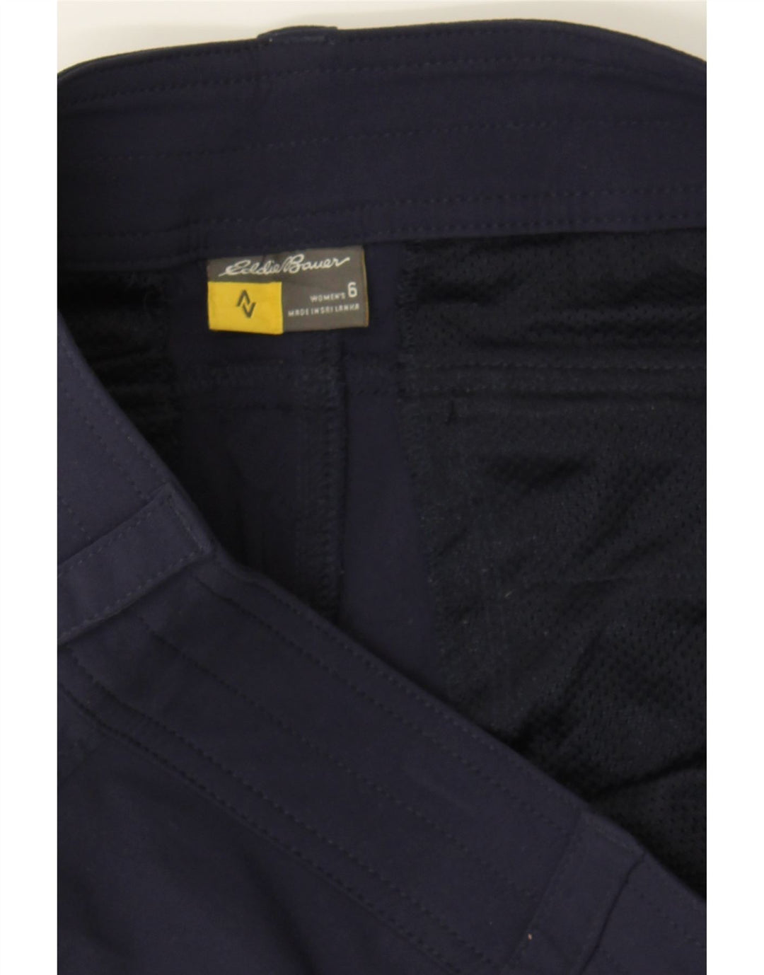 EDDIE BAUER Womens Casual Shorts US 6 Medium W32 Navy Blue Nylon Vintage Eddie Bauer and Second-Hand Eddie Bauer from Messina Hembry 