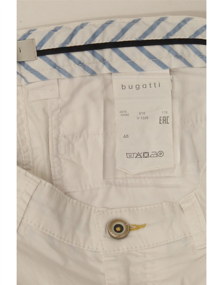 BUGATTI Mens Chino Shorts IT 48 Medium W32 White Cotton Vintage Bugatti and Second-Hand Bugatti from Messina Hembry 