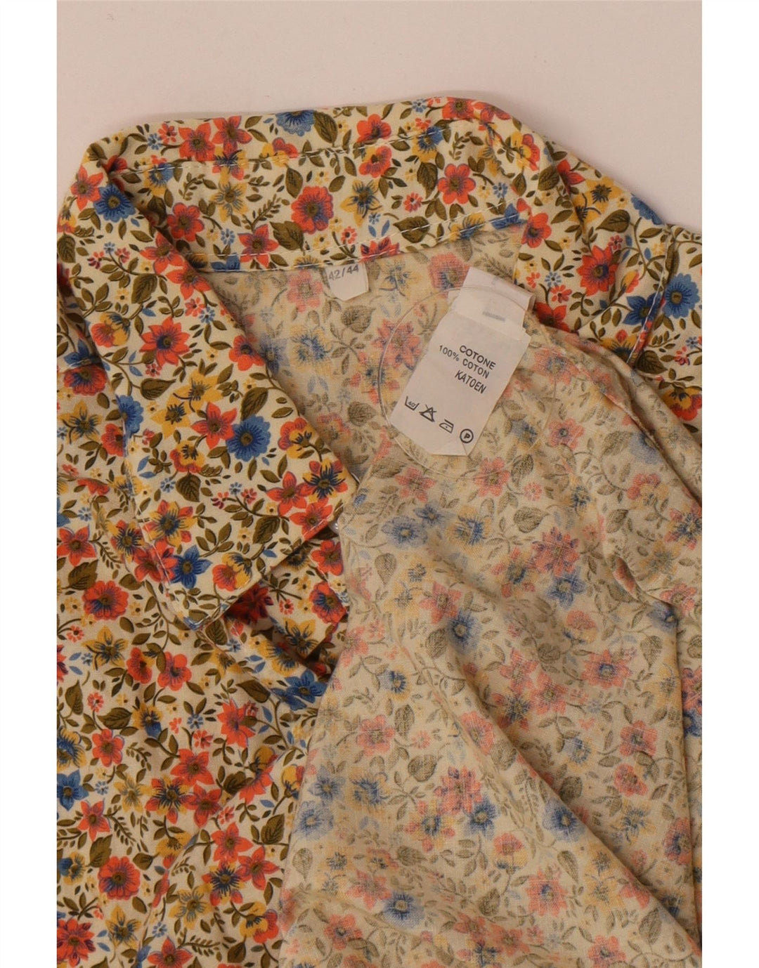 Vintage dameskjorte IT 42/44 Stor flerfarvet blomsterbomuld