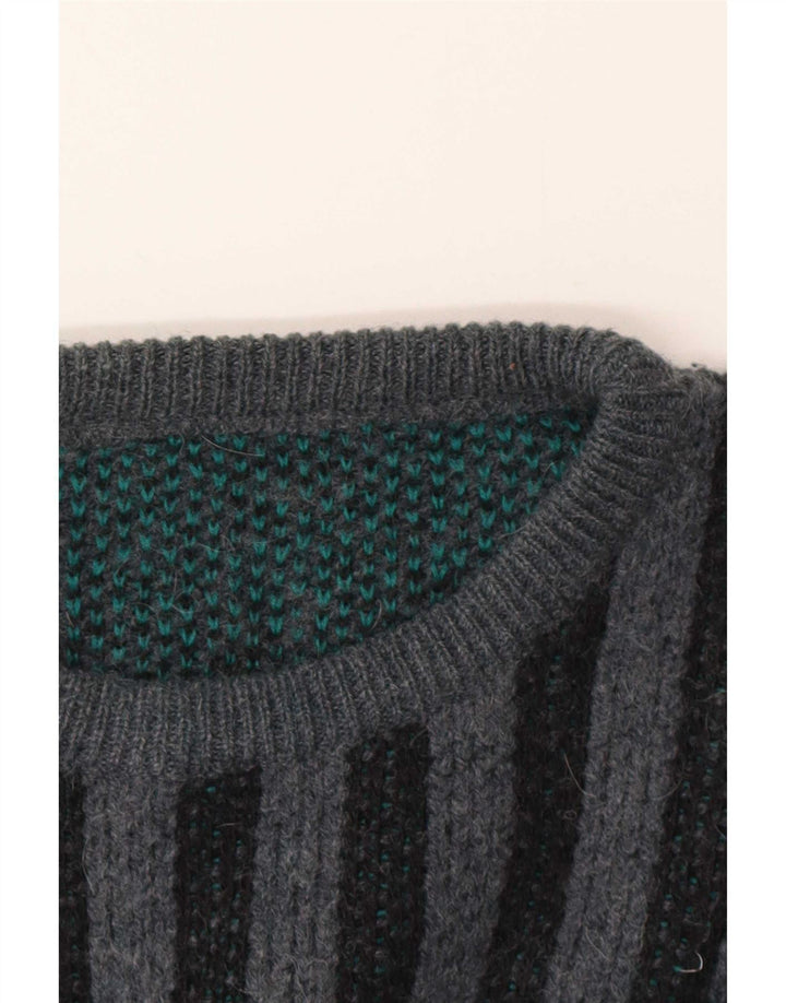 Vintage herre grafisk rund hals sweater mellem grå stribet retro