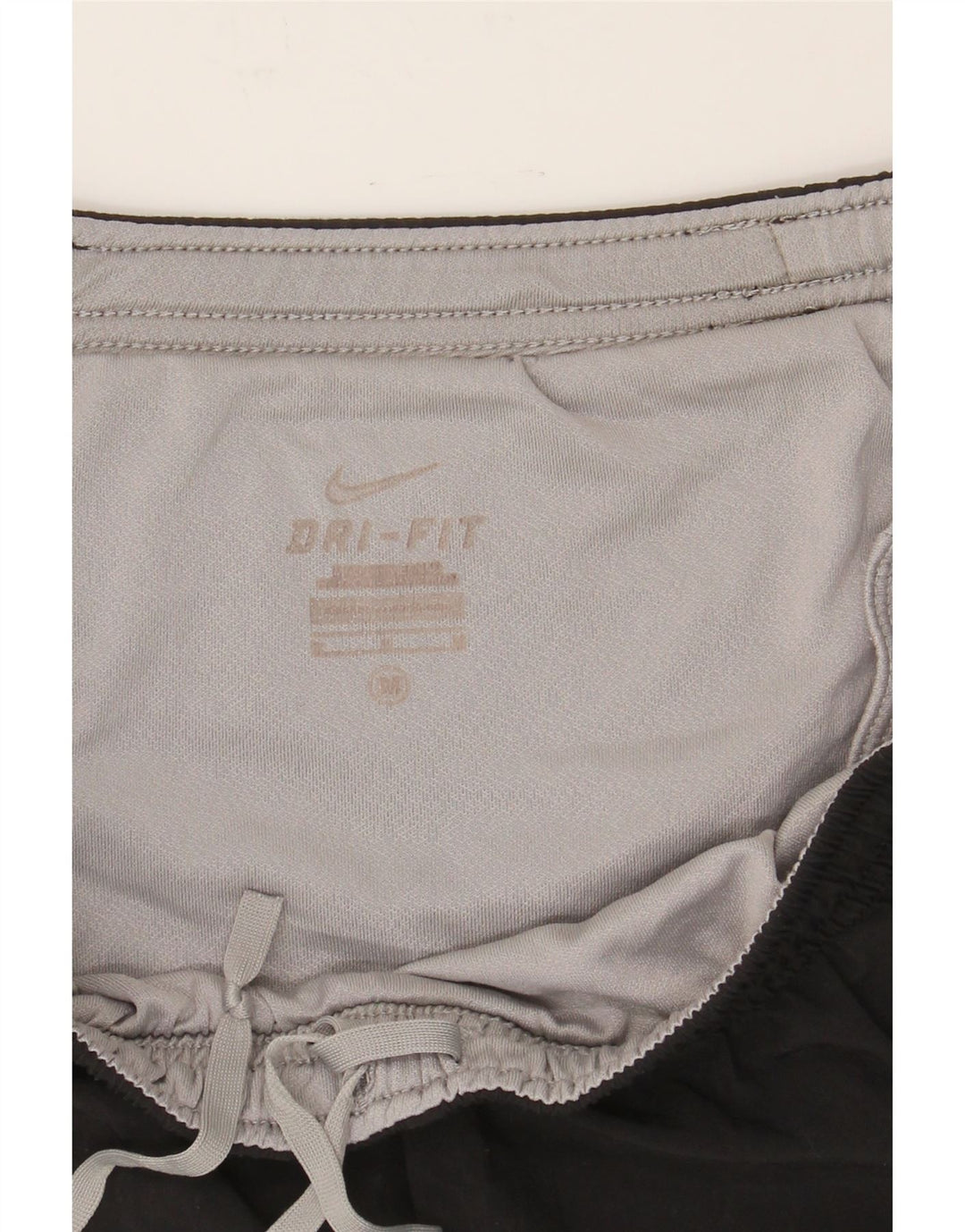 NIKE Mens Sport Shorts Medium  Black Polyester Vintage Nike and Second-Hand Nike from Messina Hembry 