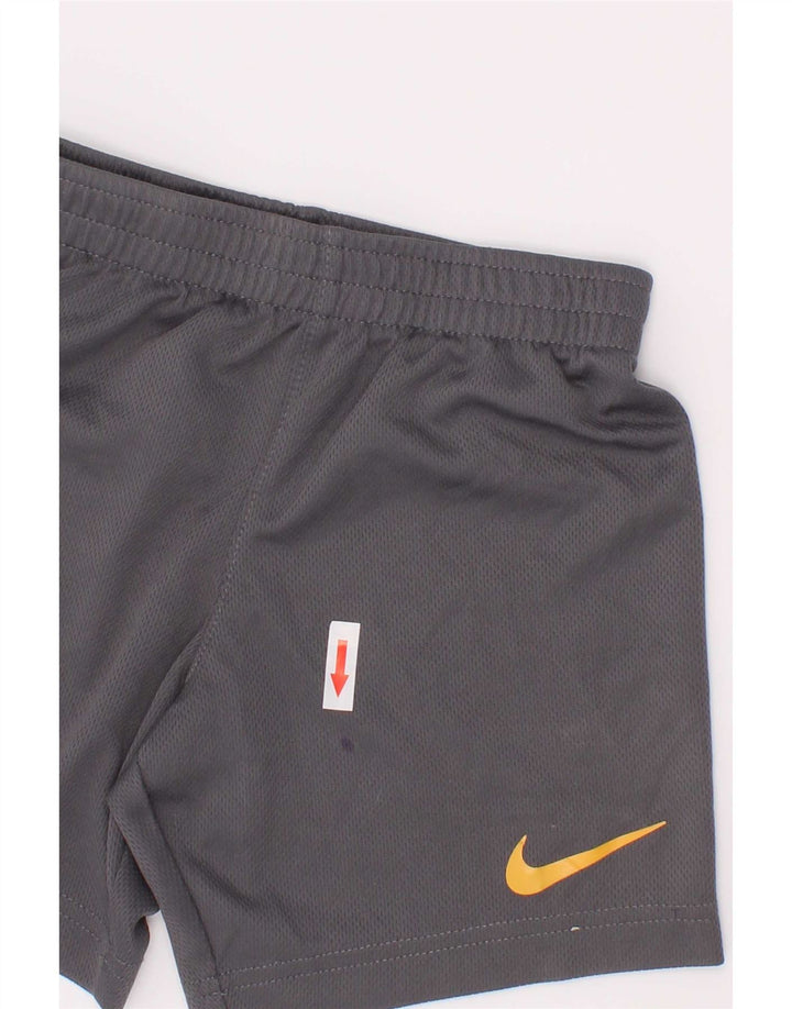 Nike drenge sportsshorts 3-4 år XS grå polyester