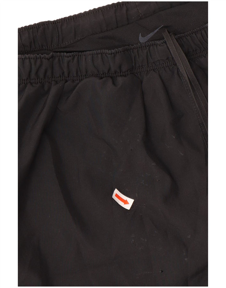 Nike Herre Dri Fit sportsshorts, store sorte polyester
