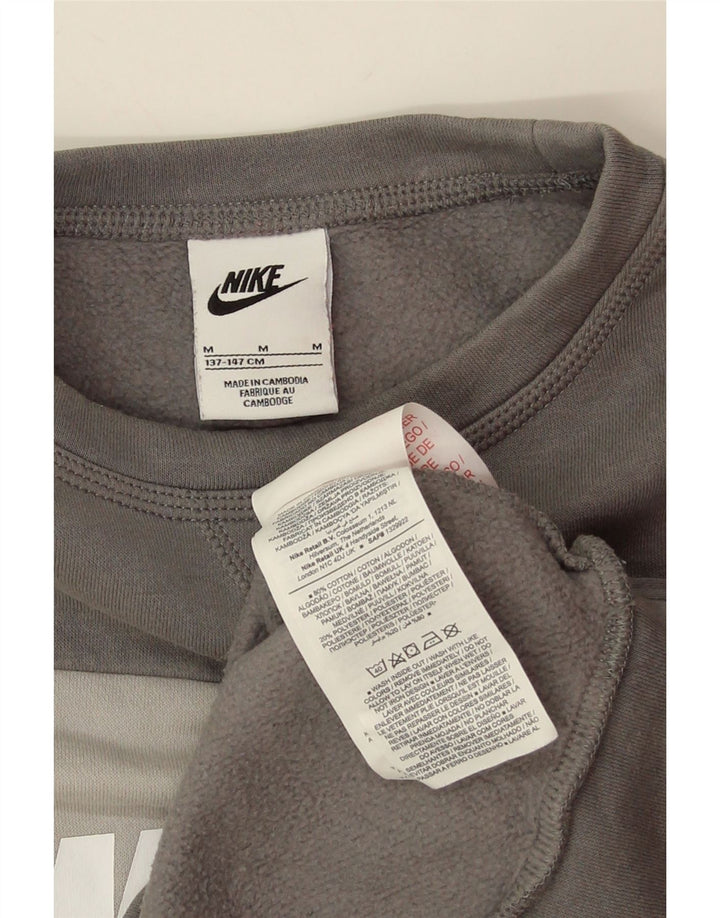 NIKE grafisk sweatshirttrøje til drenge 10-11 år mellemgrå farveblok