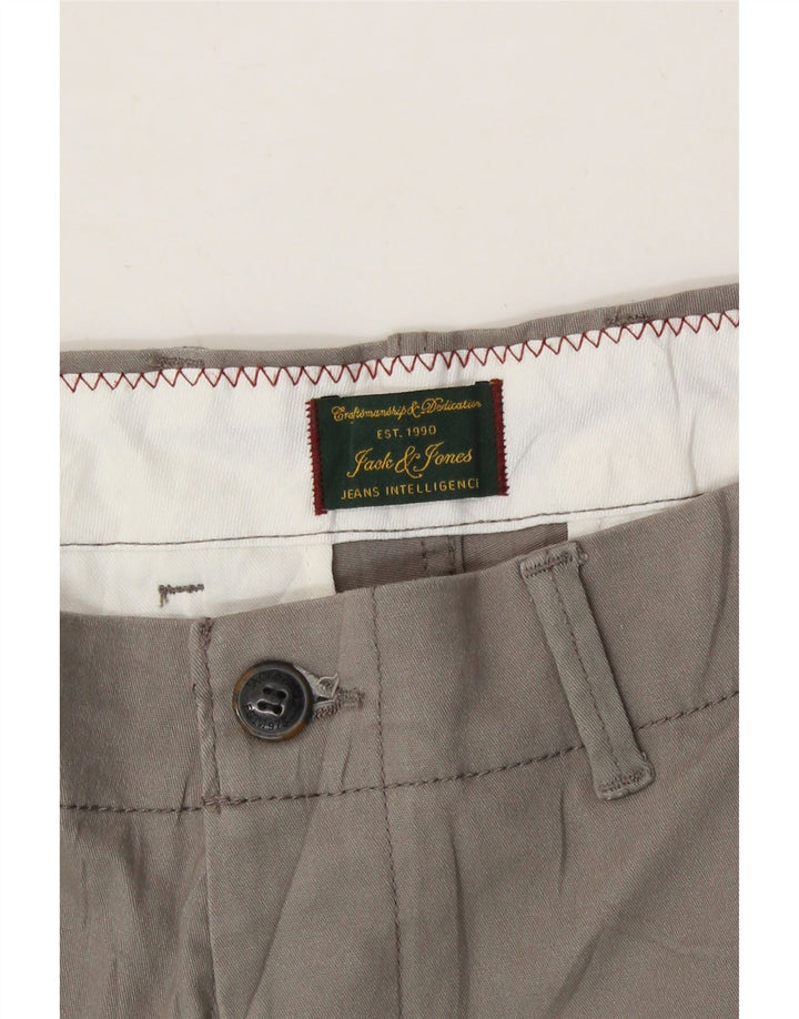JACK & JONES Mens Regular Chino Shorts W34 Large Grey Cotton Vintage Jack & Jones and Second-Hand Jack & Jones from Messina Hembry 