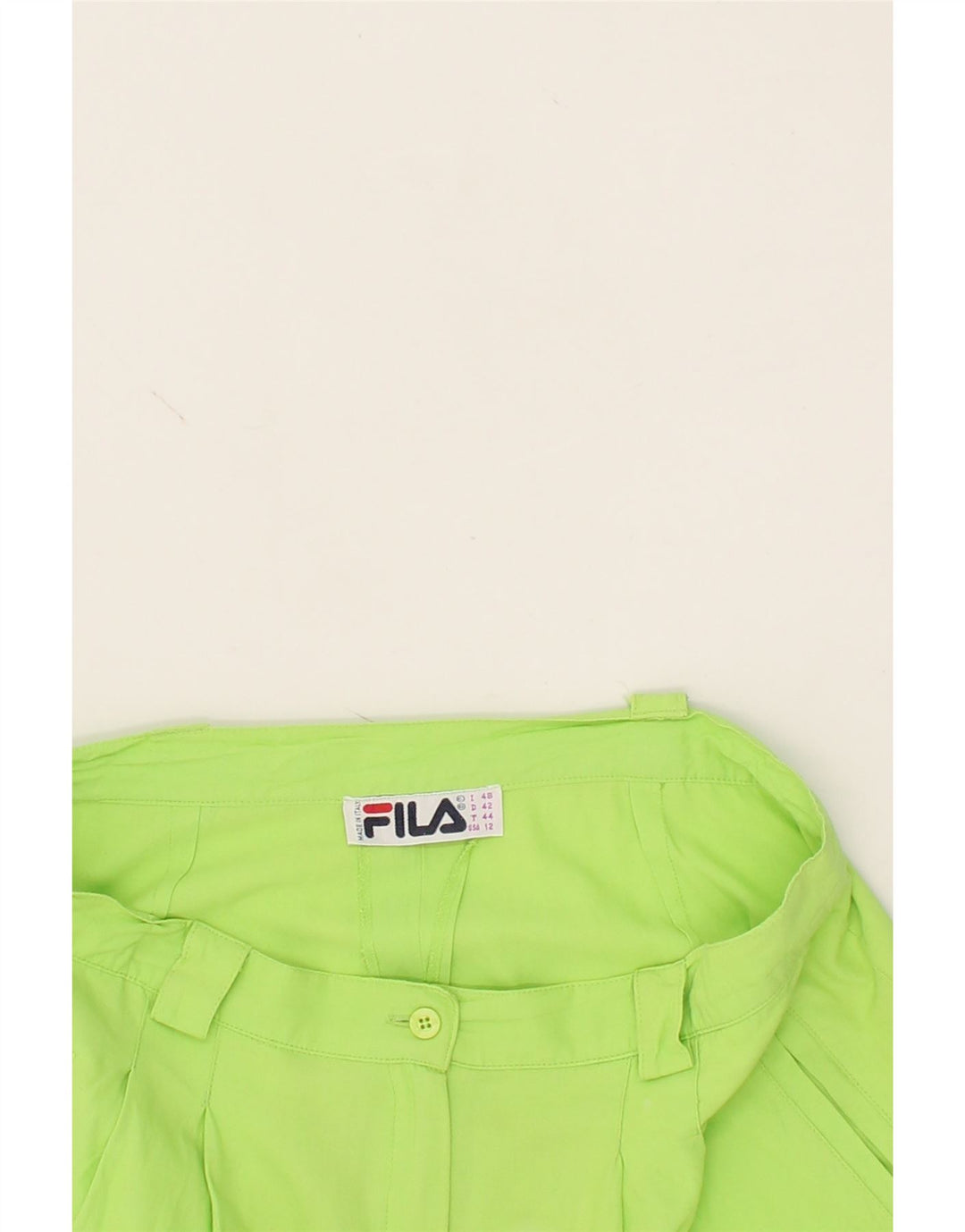 FILA Womens Pegged Chino Shorts US 12 Large W32 Green Vintage Fila and Second-Hand Fila from Messina Hembry 