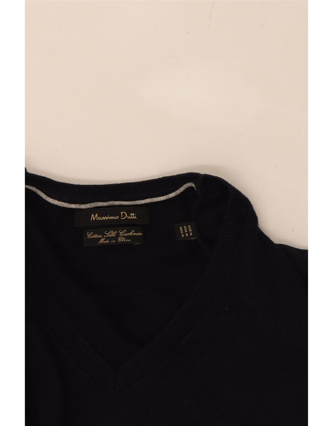 MASSIMO DUTTI Mens V-Neck Jumper Sweater Medium Navy Blue Cotton Vintage Massimo Dutti and Second-Hand Massimo Dutti from Messina Hembry 