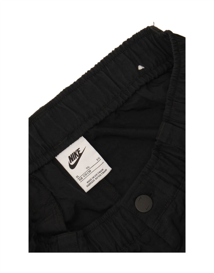 NIKE Boys Cargo Shorts 13-14 Years XL W30  Black Polyester Vintage Nike and Second-Hand Nike from Messina Hembry 