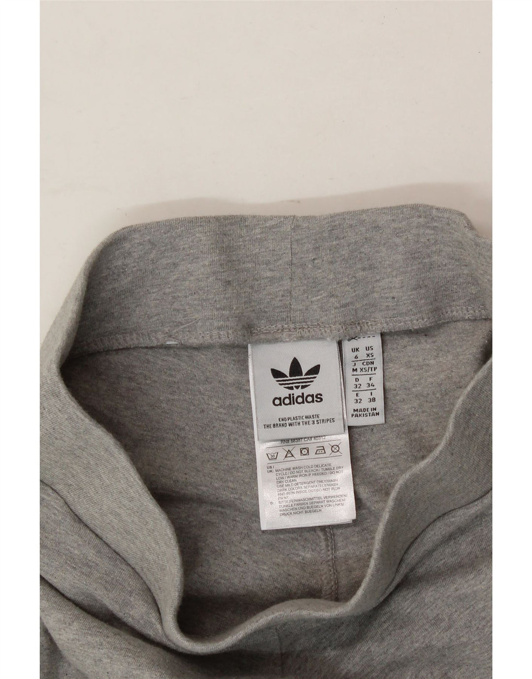 ADIDAS Womens Leggings UK 6 XS Grey Cotton Vintage Adidas and Second-Hand Adidas from Messina Hembry 