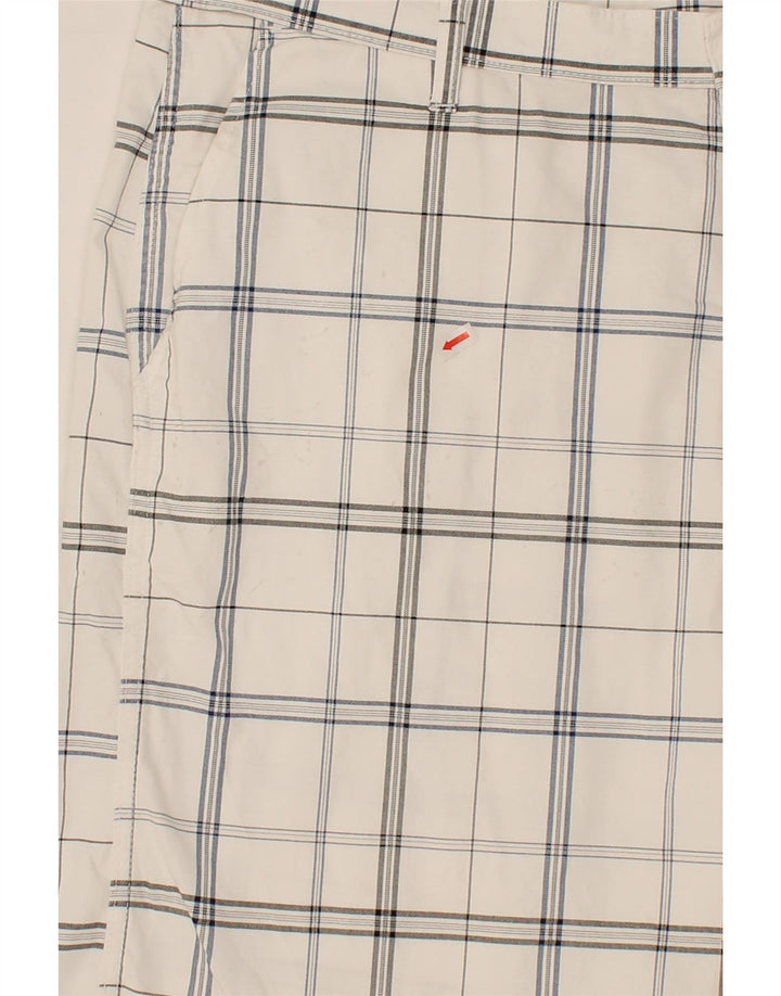 WRANGLER Mens Chino Shorts W42 2XL White Check Cotton Vintage Wrangler and Second-Hand Wrangler from Messina Hembry 