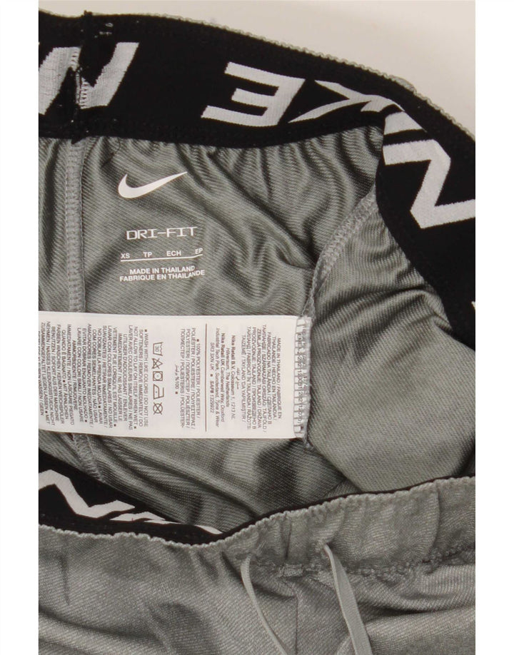 Nike Dame Dri Fit sportsshorts UK 6 XS Grå Polyester