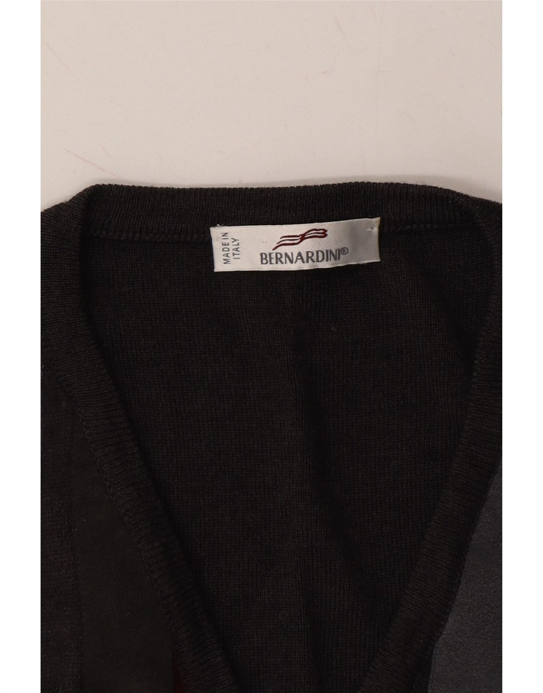 BERNARDINI Mens V-Neck Jumper Sweater Large Grey Striped Polyacrylic Vintage Bernardini and Second-Hand Bernardini from Messina Hembry 