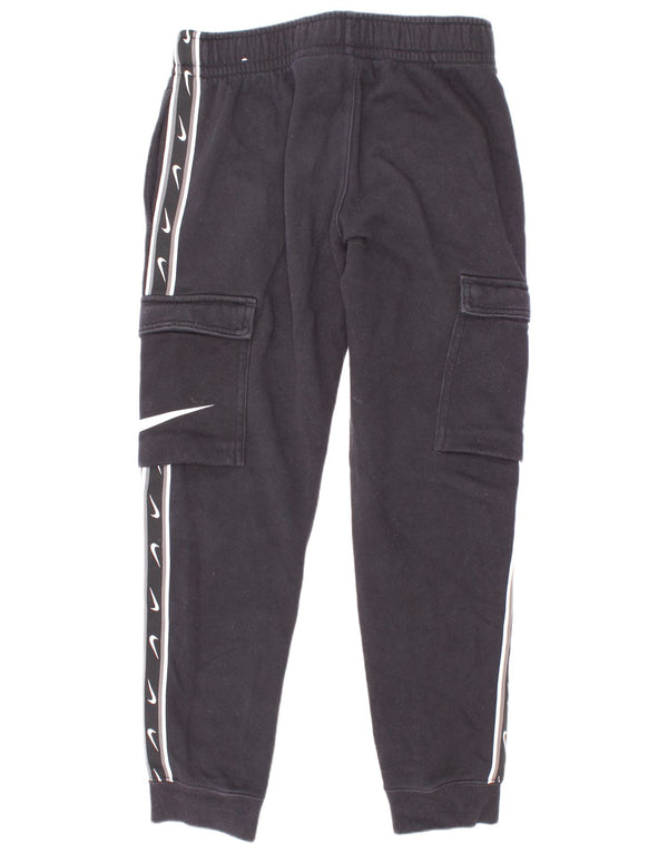 Nike Boys Graphic Cargo træningsdragt Bukser Joggers 8-9 år Small Black