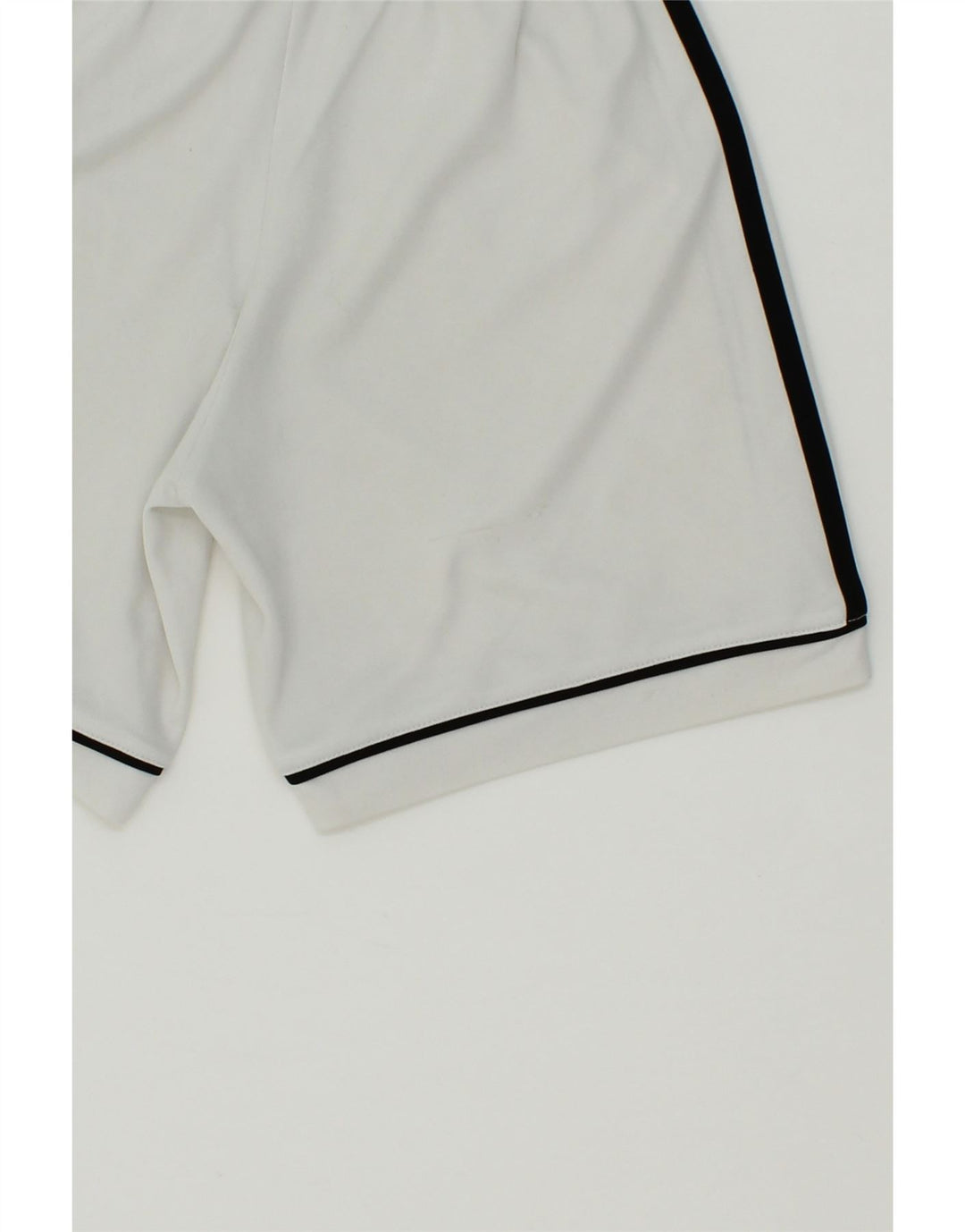 ADIDAS Boys Sport Shorts 7-8 Years White Vintage Adidas and Second-Hand Adidas from Messina Hembry 