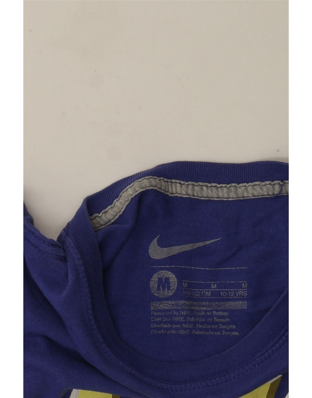 Nike Boys Grafisk T-Shirt Top 10-11 år Medium Lilla