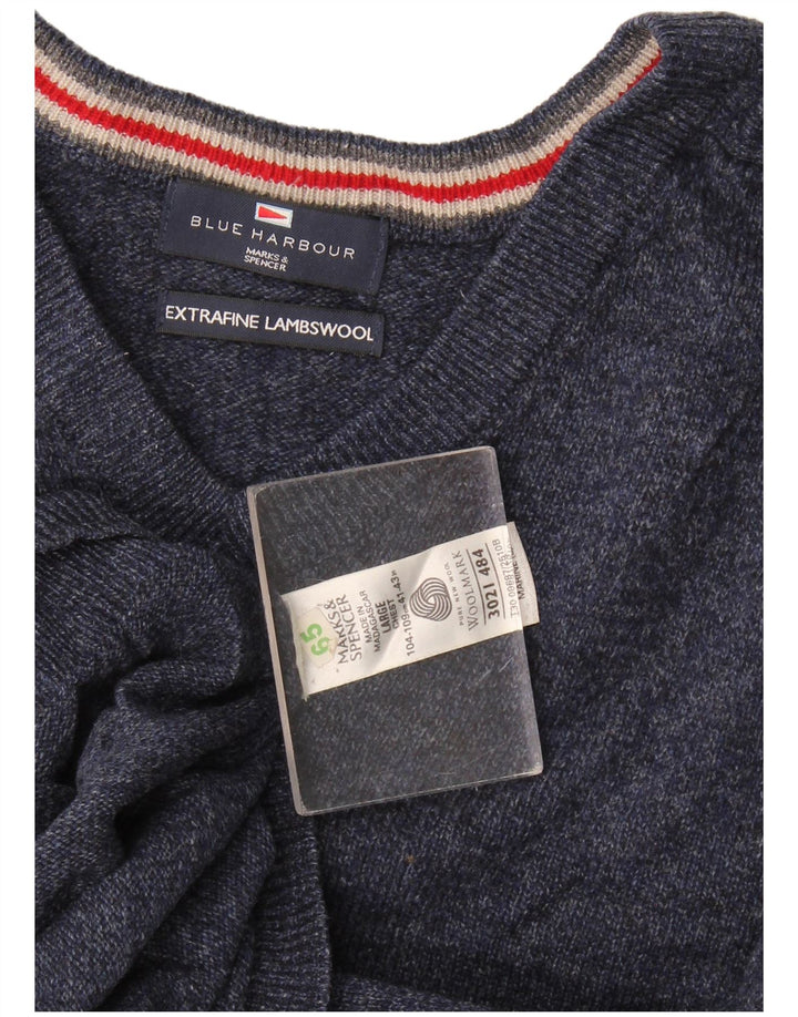 Marks & Spencer Herre Blue Harbor V-hals sweater Large Navy Blue