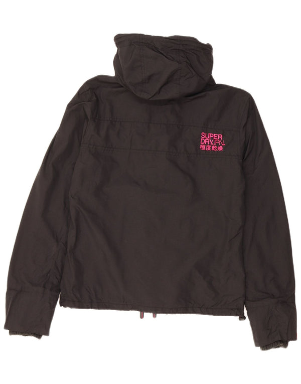 Superdry vindjakkejakke med hætte til kvinder UK 14 Medium Sort Nylon