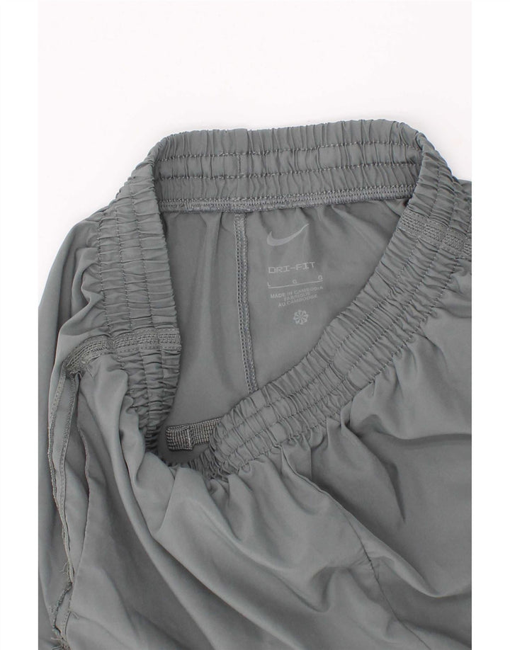 Nike Boys Dri Fit Sportshorts 12-13 år Large Grå