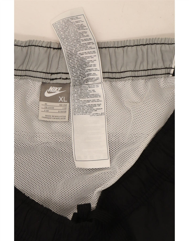 Nike Sportsshorts til mænd XL Sort Colourblock Polyester