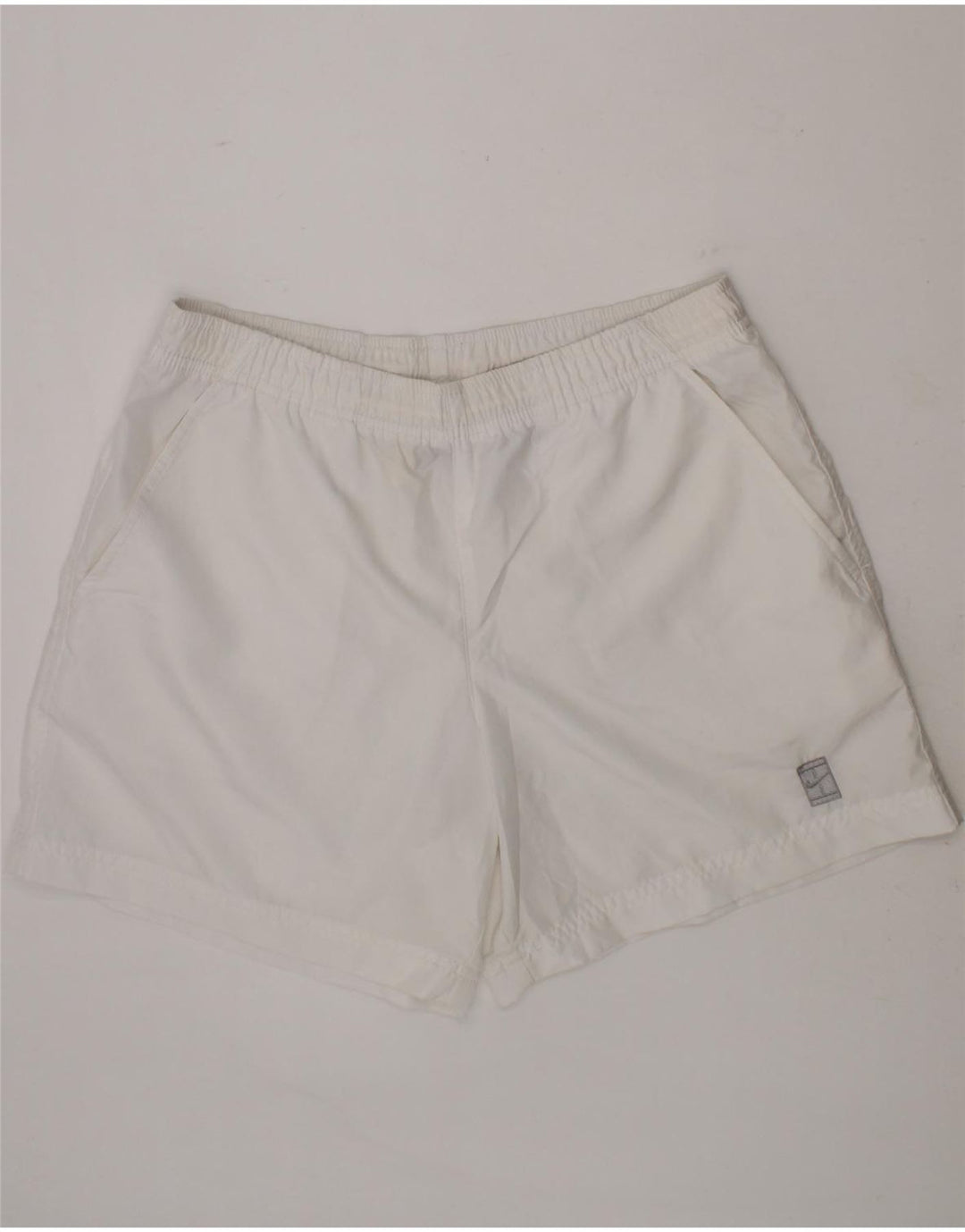 NIKE Boys Sport Shorts 10-11 Years Medium White Polyester Vintage Nike and Second-Hand Nike from Messina Hembry 