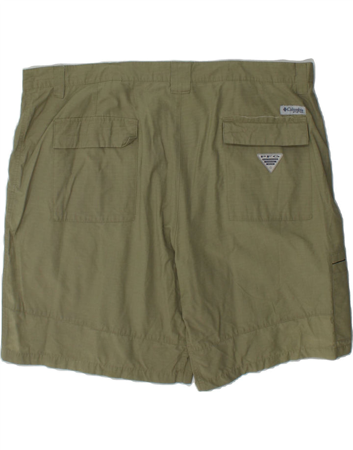 COLUMBIA Mens Cargo Shorts W44 2XL Green Cotton Vintage Columbia and Second-Hand Columbia from Messina Hembry 