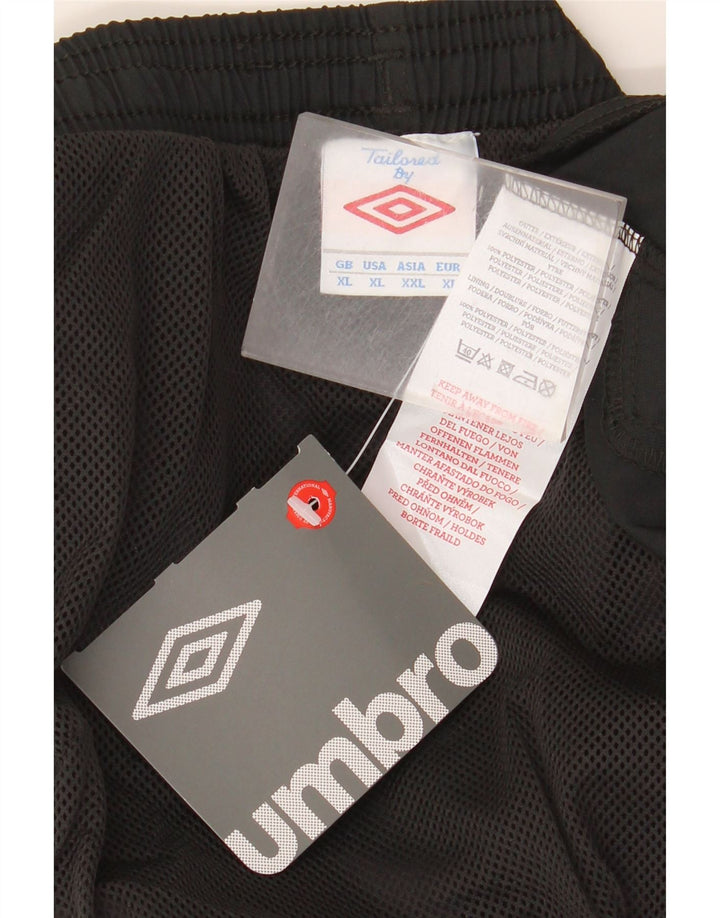 Umbro Herre Sportshorts XL Sort Polyester