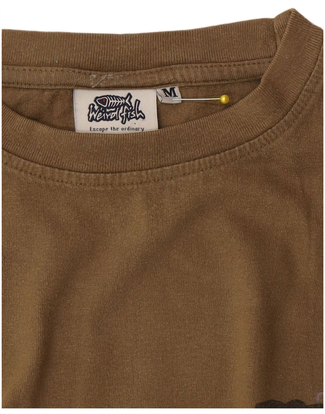 Weird Fish Herre grafisk T-shirt Top Medium Khaki