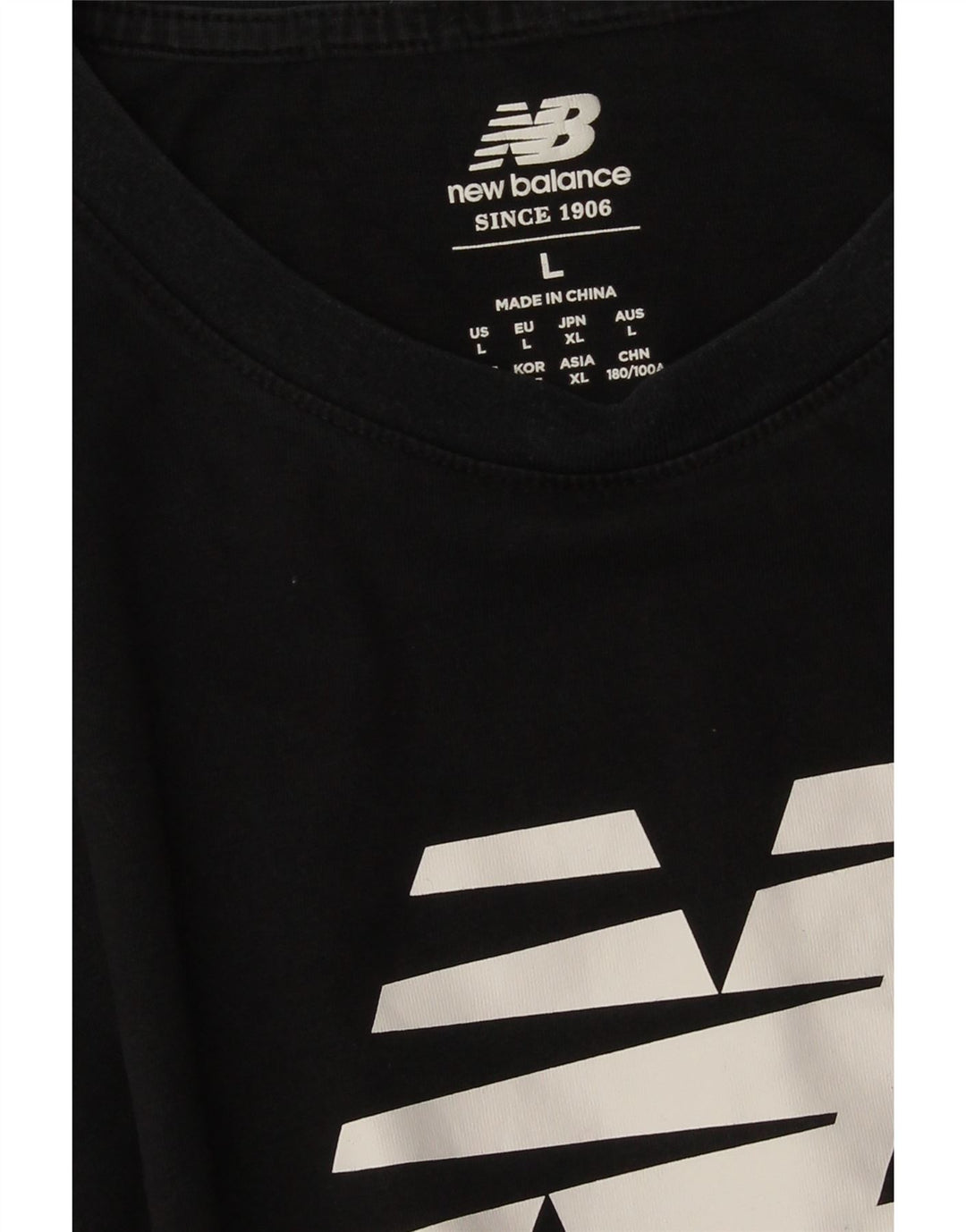 NEW BALANCE Herre Grafisk T-Shirt Top Stor Sort