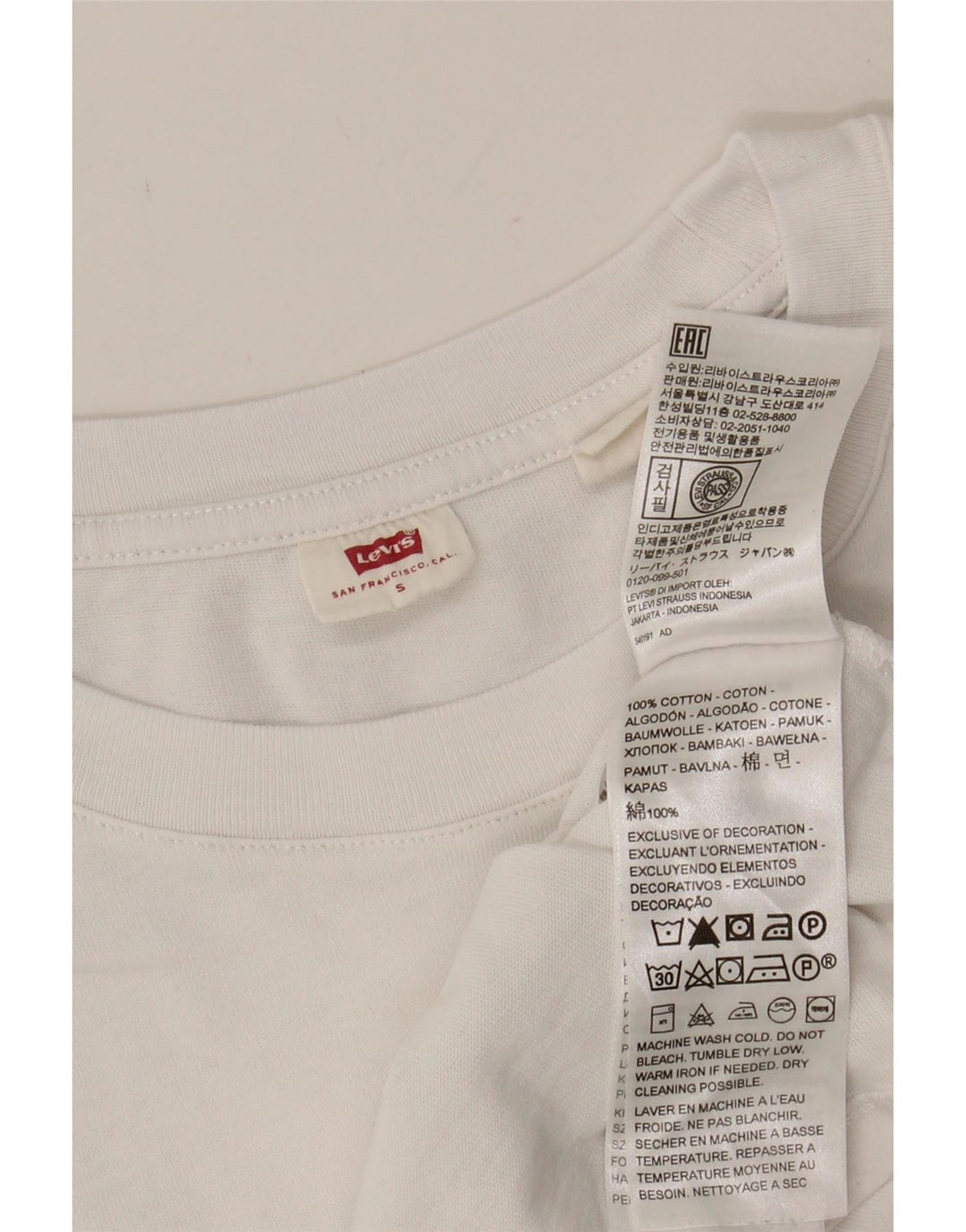 LEVI'S Womens Oversized Graphic T-Shirt Top UK 10 Small White Colourblock Vintage Levi's and Second-Hand Levi's from Messina Hembry 