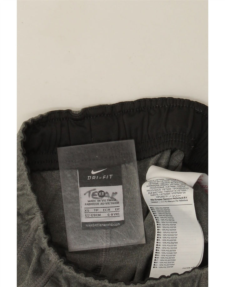 Nike drenge Dri Fit sportsshorts 6-7 år XS Grå polyester