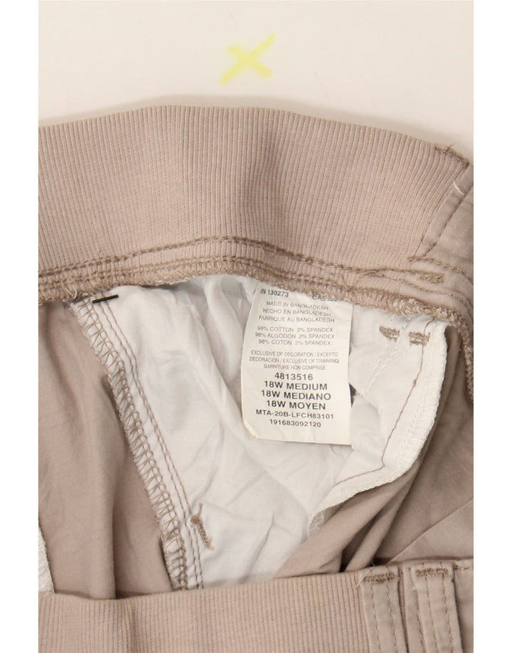 LEE Womens Cargo Shorts US 18 2XL W38  Beige Cotton Vintage Lee and Second-Hand Lee from Messina Hembry 