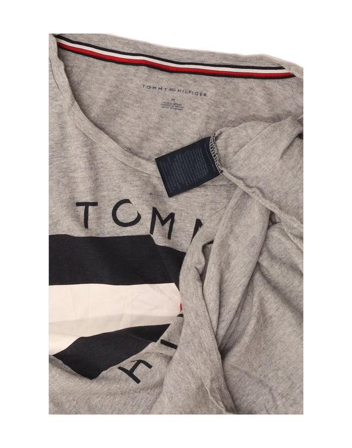 TOMMY HILFIGER Womens Graphic T-Shirt Top UK 14 Medium Grey Cotton Vintage Tommy Hilfiger and Second-Hand Tommy Hilfiger from Messina Hembry 