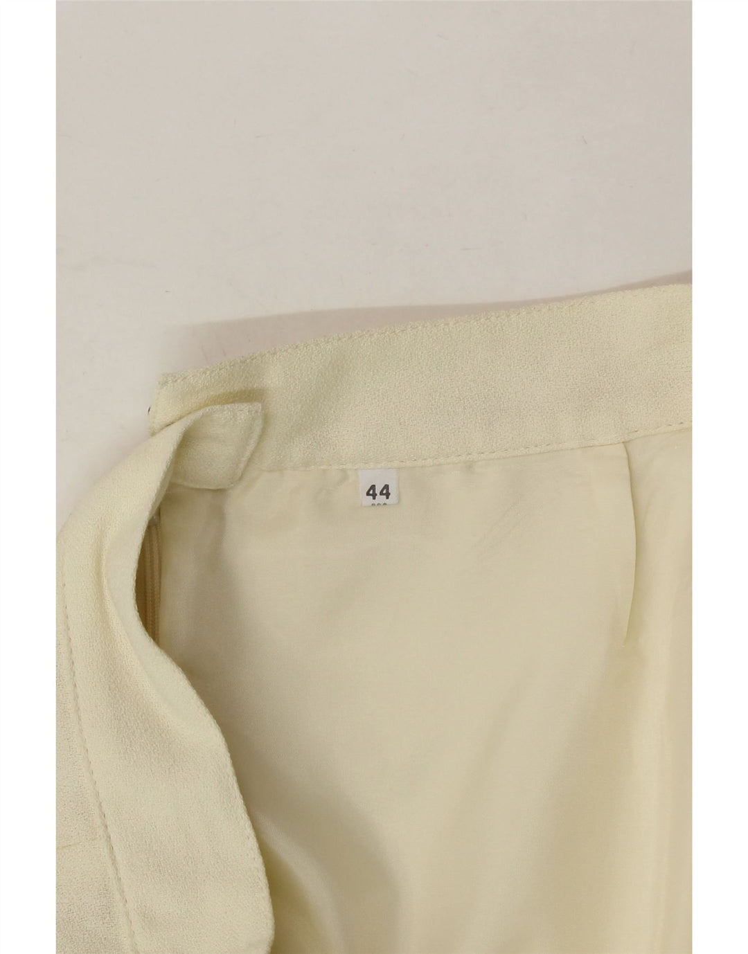 VINTAGE Womens 3 Button 2 Piece Skirt Set IT 44 Medium W28  Off White Vintage Vintage and Second-Hand Vintage from Messina Hembry 