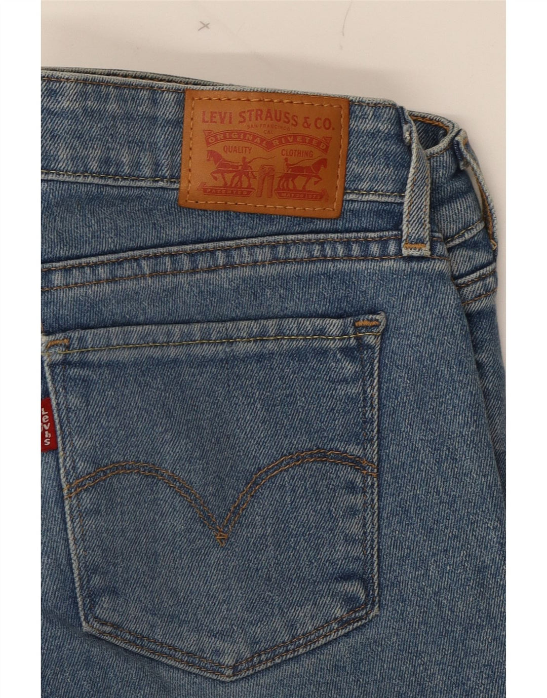 LEVI'S Womens 711 Skinny Jeans W27 L34 Blue Cotton Vintage Levi's and Second-Hand Levi's from Messina Hembry 