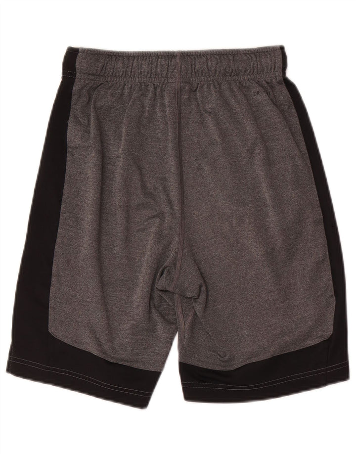 Nike Dri Fit Sportsshorts til drenge 11-12 år Medium Grå Colourblock