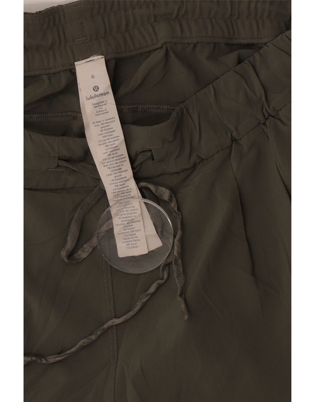 Lululemon Sportshorts til kvinder US 6 Medium Khaki Polyester