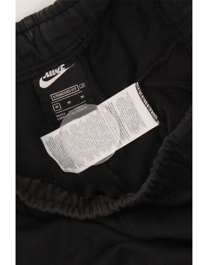 Nike Herre Standard Fit Sportshorts Medium Sort Bomuld