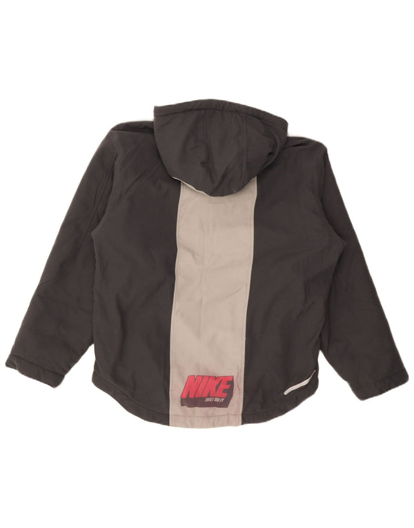 Nike drenge grafisk hættejakke i anorak 12-13 år stor grå farveblok