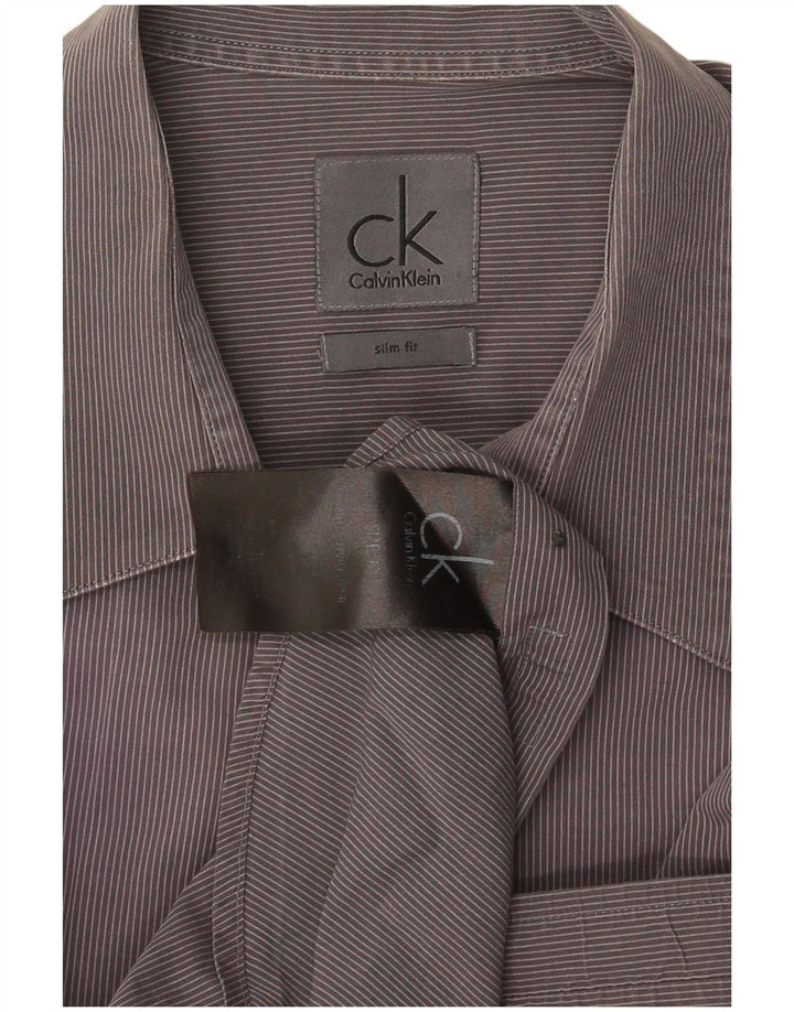 Calvin Klein Herre Slim Fit skjorte Medium Grå Stribet