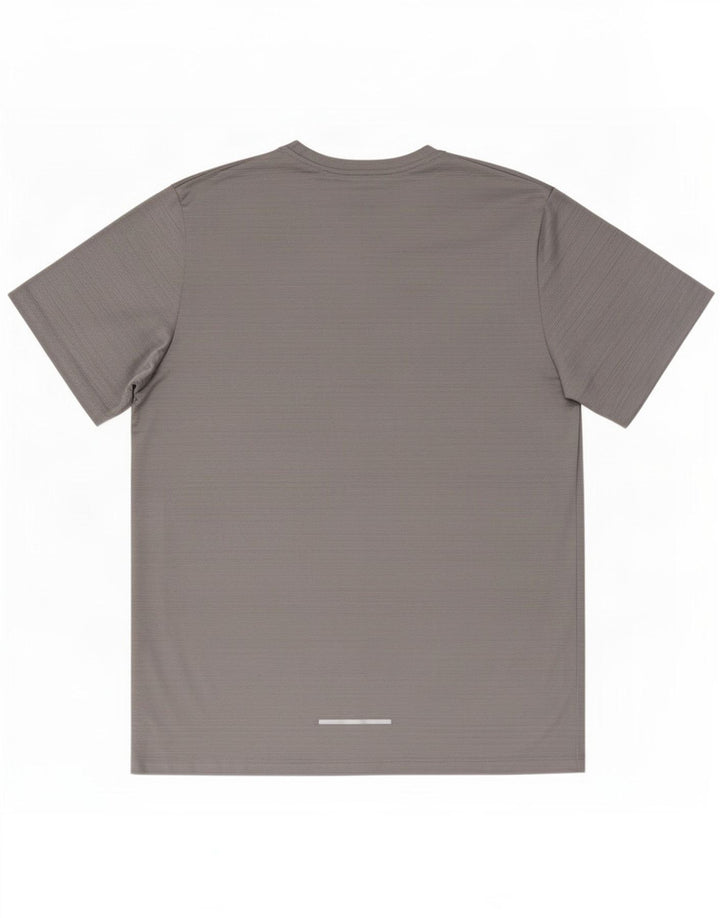Nike Dri Fit T-shirt top til mænd, stor grå stribet polyester