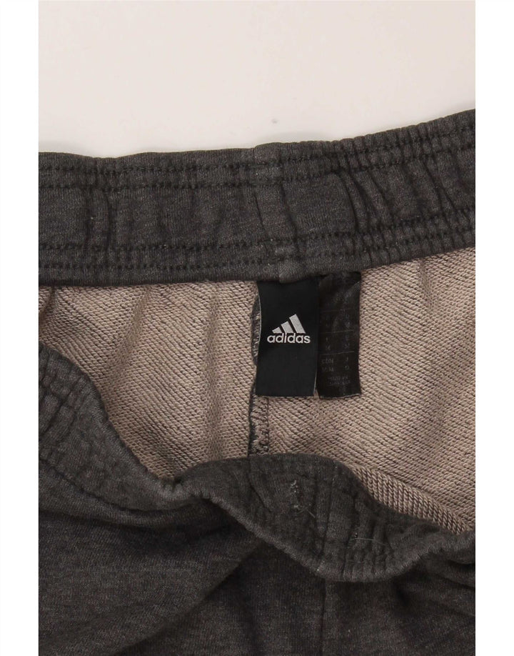 Adidas grafiske sportsshorts til mænd mellemgrå bomuld