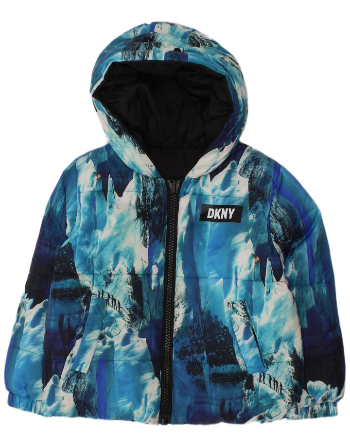 Dkny Boys Vendbar, polstret jakke med hætte 3-4 år Blue Tie Dye Polyester