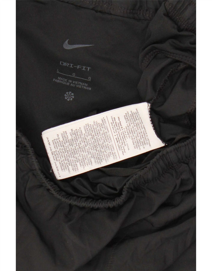 Nike Herre Dri Fit sportsshorts, store sorte polyester
